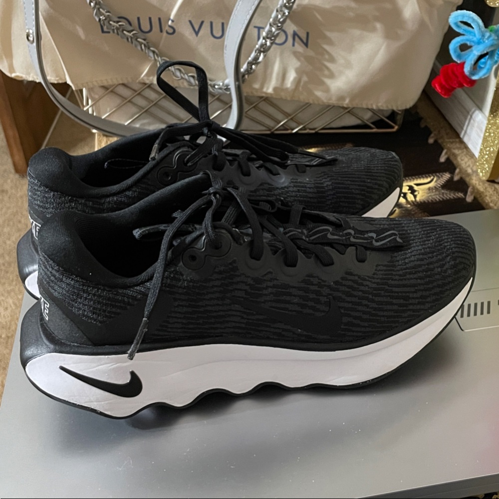 Nike Black and White Athletic Shoes